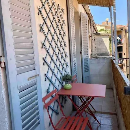 F3 De Charme Centre Ajaccio